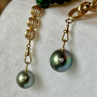 Nine Pearl Chain with Maldives Pearl